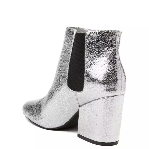 mia zelma bootie